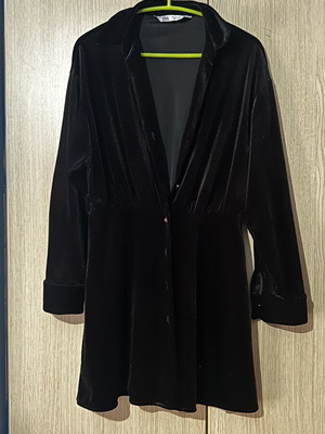 Zara mini velour dress small like new, black