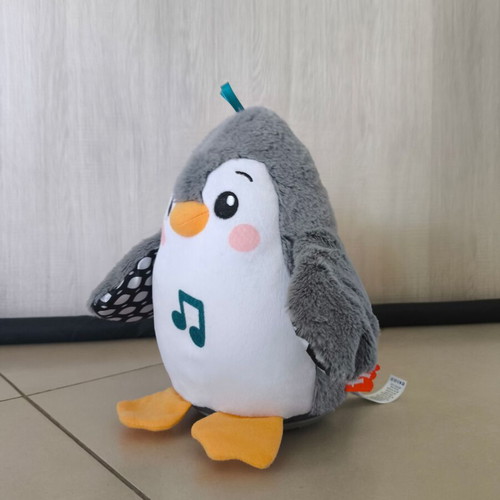 Fisher-Price Musical Penguin Toy like new (HNC10)