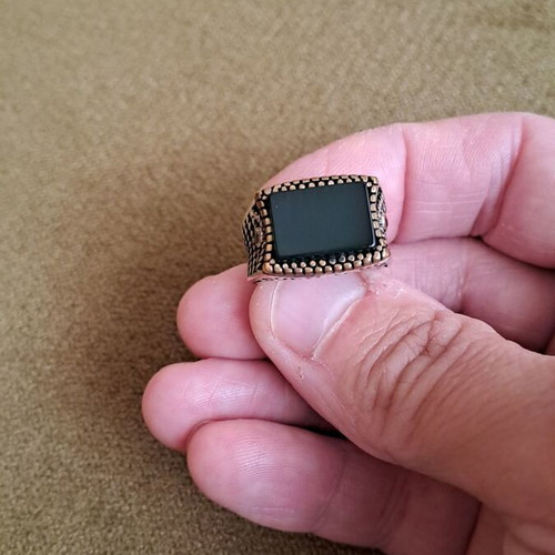 Silver ring with green stone new