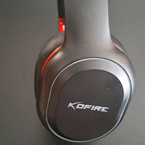 Gaming Headset Kofire UG-05 used with 3D surround sound and wireless connection