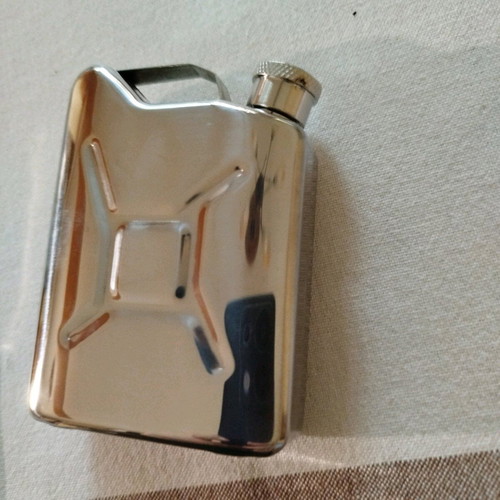 Fuel Tank Flask New Stainless Steel Hip Flask 5oz Capacity