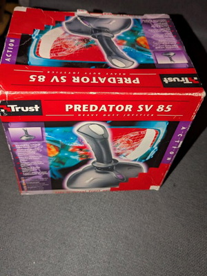 Trust Predator SV85 15 pin joystick for PC like new