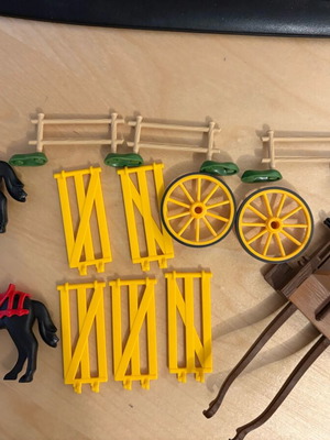 Playmobil μεταχειρισμένο σετ με άλογα και κάρο