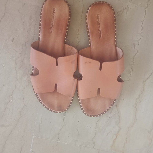 Makis Kotris leather women's sandals like new, size 38, brown