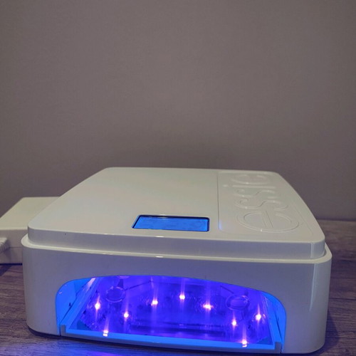 Essie Professional Led Lamp used, functional