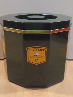 Cutty Sark Scots Whisky παλιά πλαστική διαφημιστική παγοθήκη 1993 σαν καινούργιο