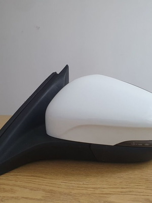 Ford Focus left side mirror fourth generation after 2018