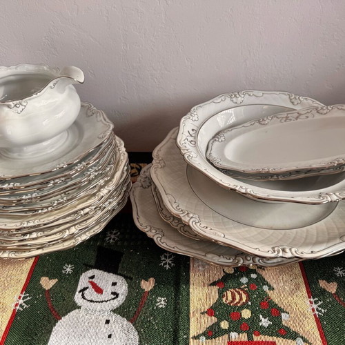 La Reine porcelain serving set new, vintage