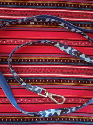 Pet leash fabric like new with metal clip 1.20m length