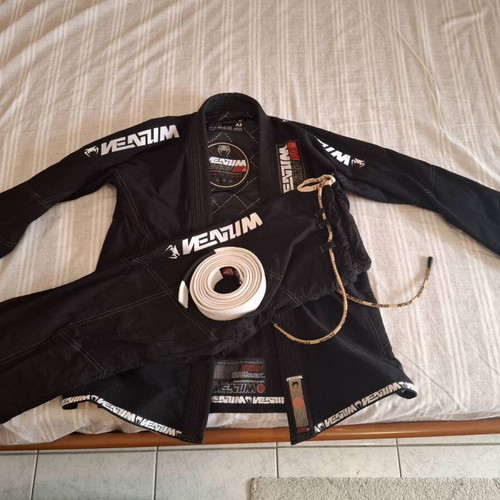 Venum premium kimomo elite 3.0 worn few times