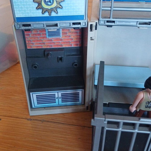 Game Box Police Station Playmobil used