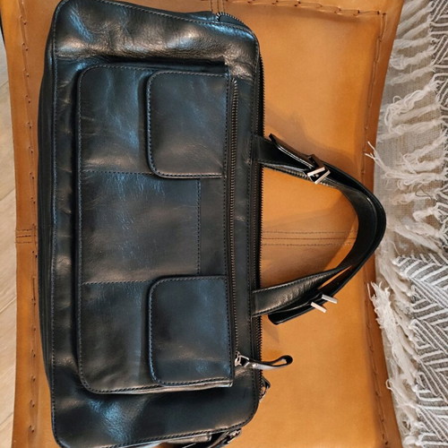Hugo Boss Unisex Vintage Patent Leather Handbag Like New, Black
