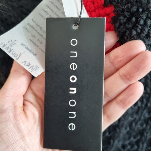 Intese Sweater Oneonone black like new, size S