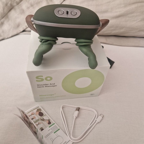 Shoulder and Neck Massager with 4D Neck Heater and USB, New