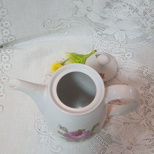 Vintage KAHLA Porcelain jug like new