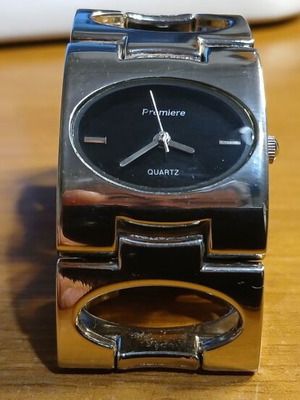 Premiere women's watch unused with Japanese mechanism silver