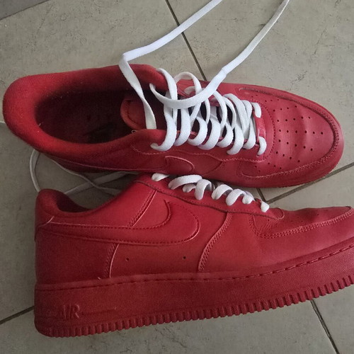 Nike Air Force 1s like new, triple red edition, size 44.5