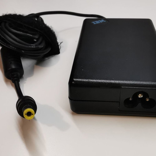 Laptop power adapter IBM 02K7012 16V 2.2A 35W like new