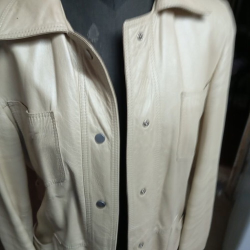 Women's leather coat size 44 cream like new
