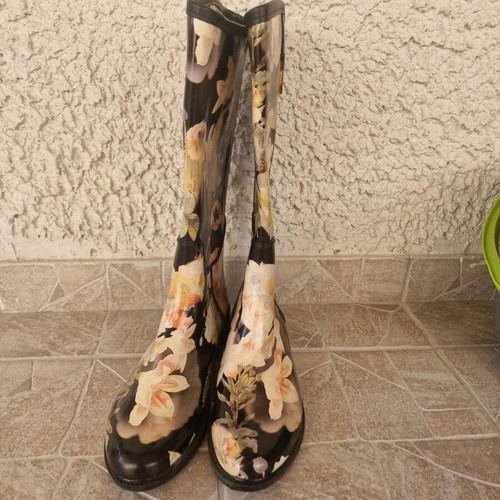 Ted Bakery authentic rain boots size 40-41