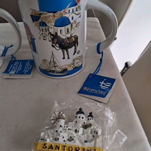 Santorini souvenir set new with cups wallets ashtrays magnets and rug