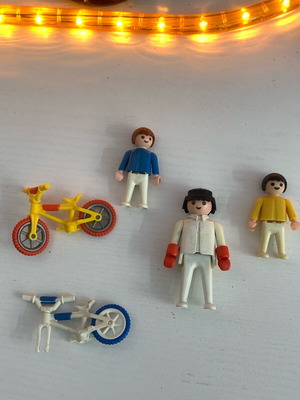 Playmobil family set used, 5 pieces, collectible series