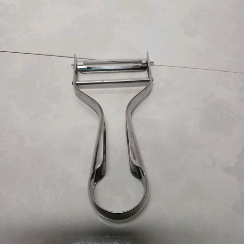 Vegetable peeler used