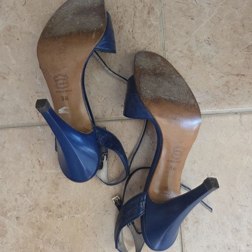 Majorica navy blue leather heeled sandals
