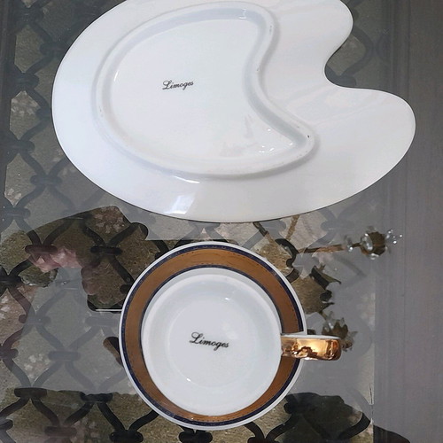Limoge coffee cup set used, 2 cups with Hermes feather design