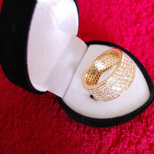 Women's ring new, wide pavé crystal design, gold color