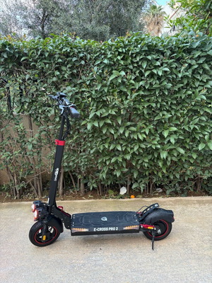Електрическа тротинетка Urban Glide e-cross pro2 като нова с нови гуми