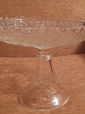 Vintage glass fruit bowl like new