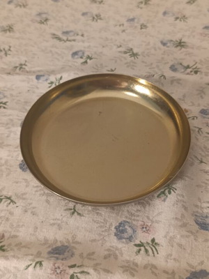 Flying Tiger metal decorative dish 13cm like new