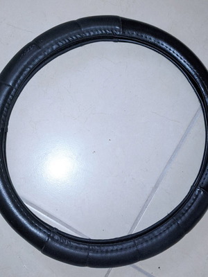 Black synthetic universal car steering wheel cover