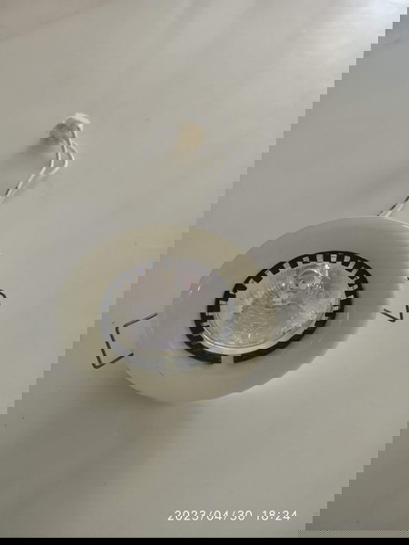 ΦΩΤΙΣΤΙΚΑ ΣΠΟΤ  ΛΕΥΚΑ