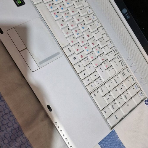 LG E 500 used for parts with memory and hard drive