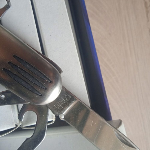 Collectible Golden Virginia multitool new