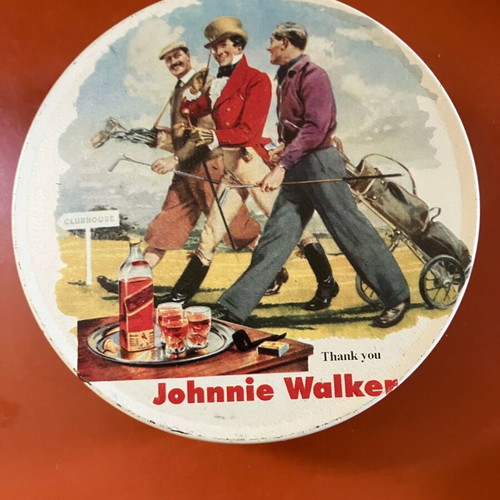Johnny Walker Memories set with three glasses