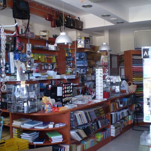 Commercial space 200 sqm on Kalyvia Thorikou ring road Attica