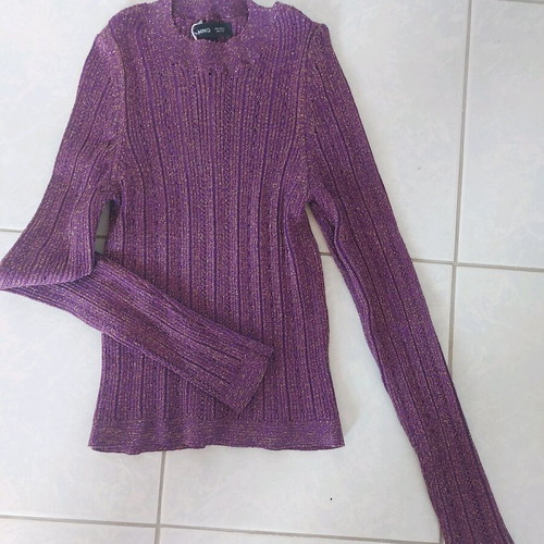 Mango top new with gold thread, size small, eggplant color