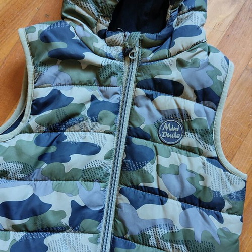 Sleeveless vest for boy used, military print, 24 months