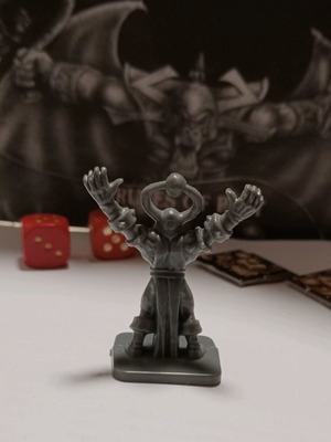 Hero Quest wizard miniature like new