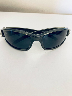 Sunglasses dark gray, like new