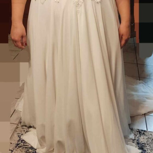 Elyssee wedding dress like new, white, sizes XL and XXL
