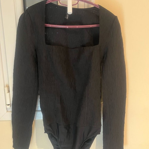 Zara bodysuit black like new, size XS