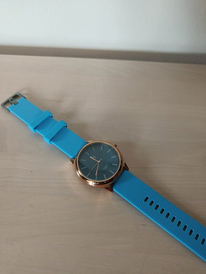 Unisex watch blue, like new, working with new battery