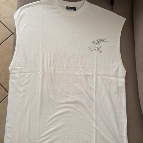 Asos Looney Tunes Sleeveless Shirt Small with Medium Fit Like New