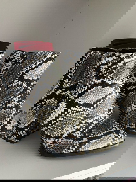 μποτακι snake print με τακούνι νο 41