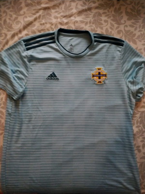 North Ireland football jersey xl used