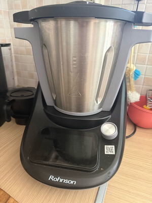Rohnson Multicooker 1700W 3lt Black like new